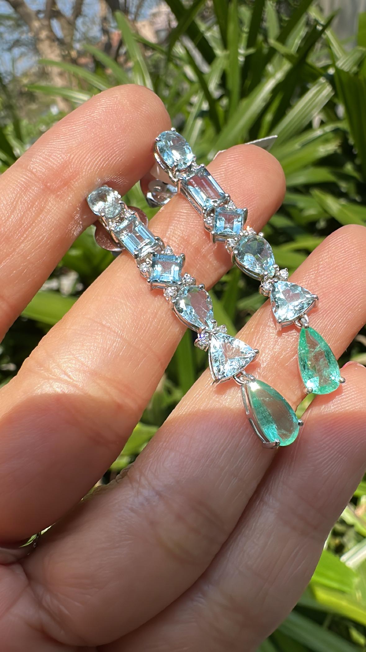 Women's or Men's Set in 18K Gold, Aquamarine, Colombian Emeralds & Diamonds Chandelier Earrings For Sale
