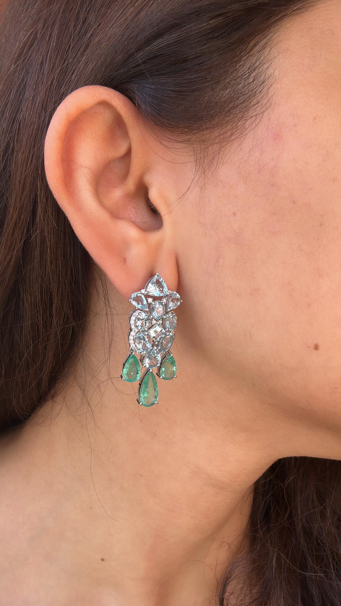 Women's or Men's Set in 18K Gold, Aquamarines, Colombian Emeralds & Diamonds Dangle Earrings For Sale