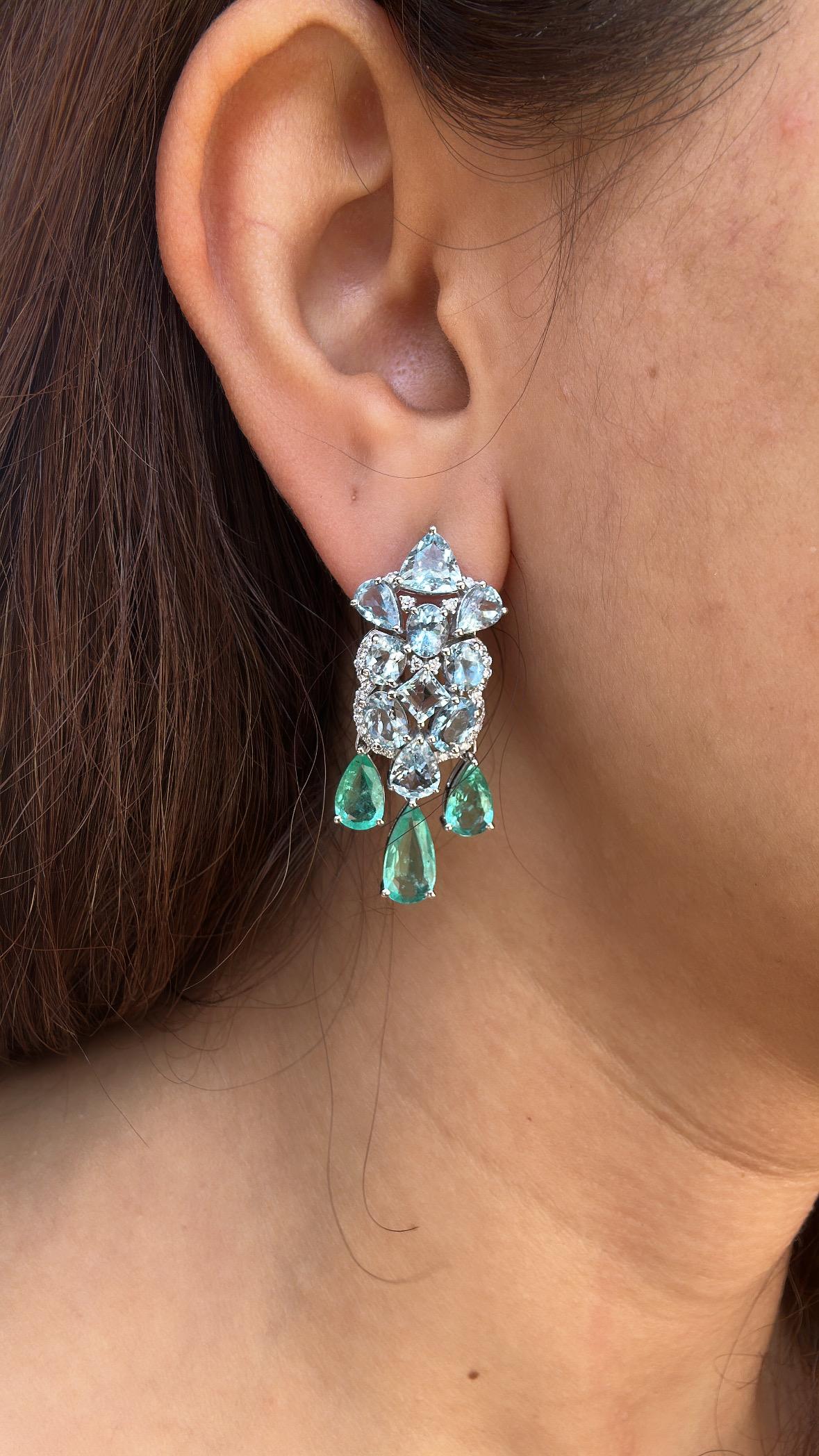 Set in 18K Gold, Aquamarines, Colombian Emeralds & Diamonds Dangle Earrings For Sale 1