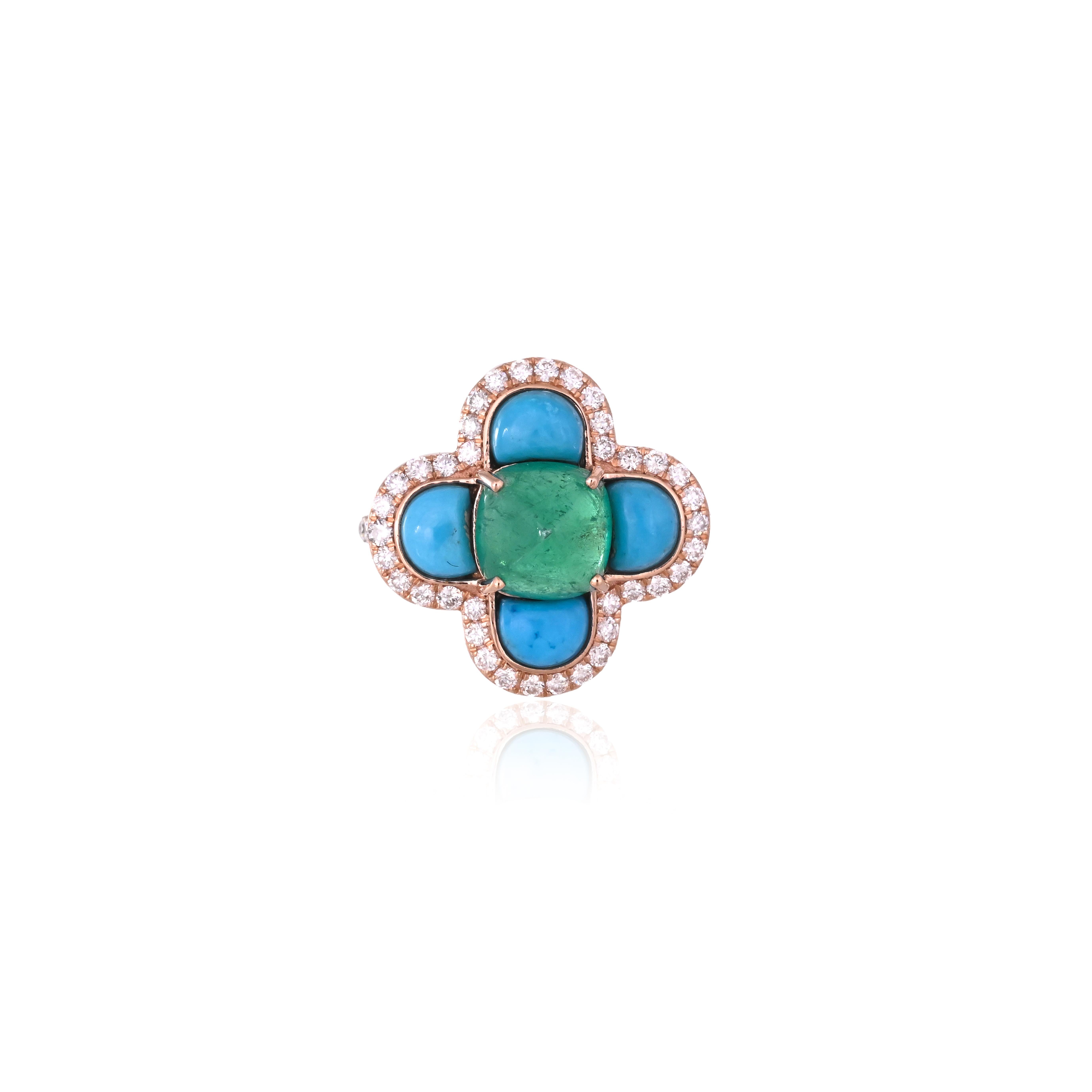 Un precioso anillo de compromiso de esmeralda y turquesa de estilo Art Decó, engastado en oro rosa de 18 quilates y diamantes naturales. El peso del pan de azúcar Esmeralda es de 2.94 quilates. La Esmeralda es completamente natural, sin ningún