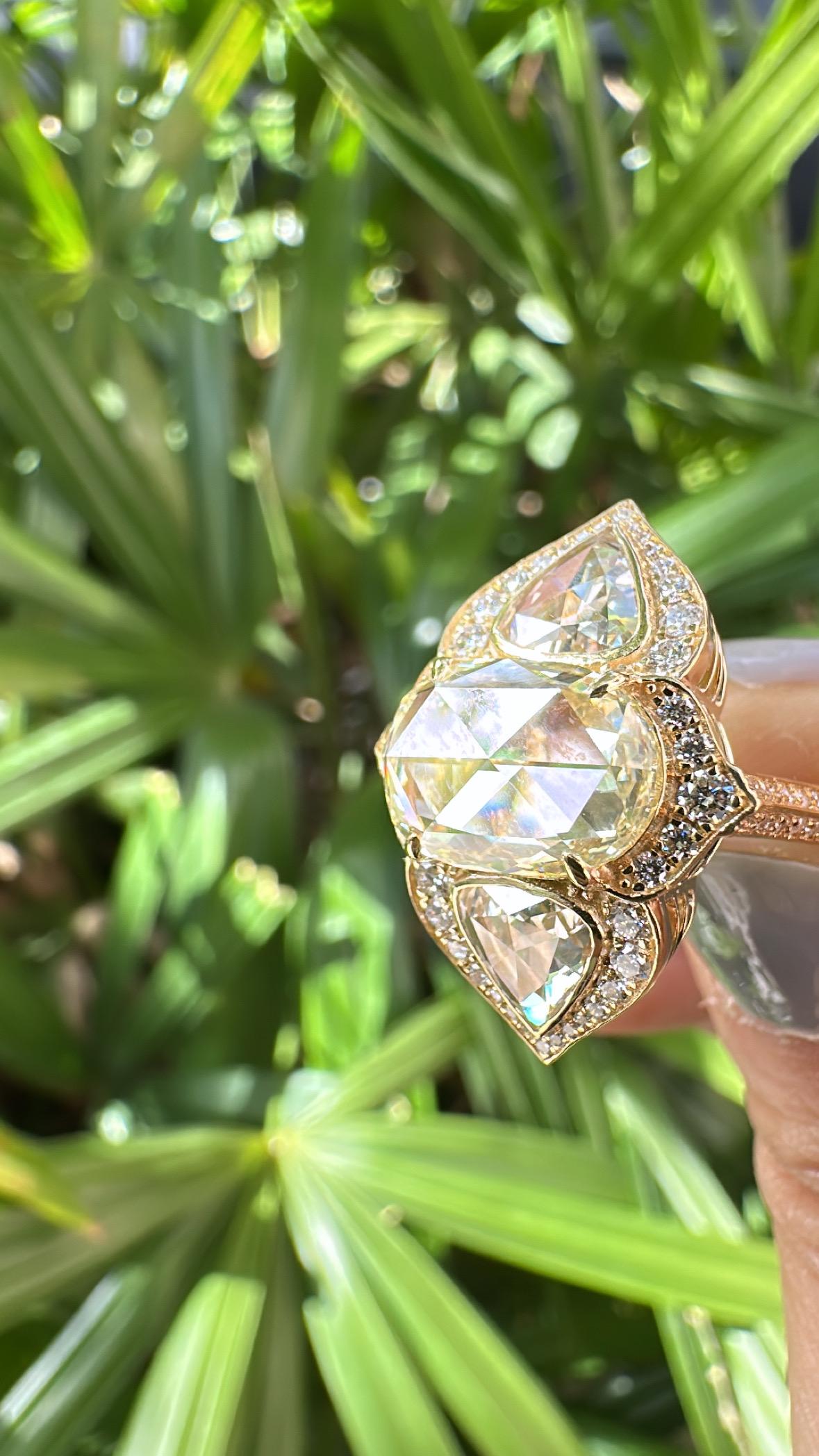 Set in 18K Gold, Art Deco style, 4.29 carats Rose Cut Diamonds Engagement Ring in vendita 1