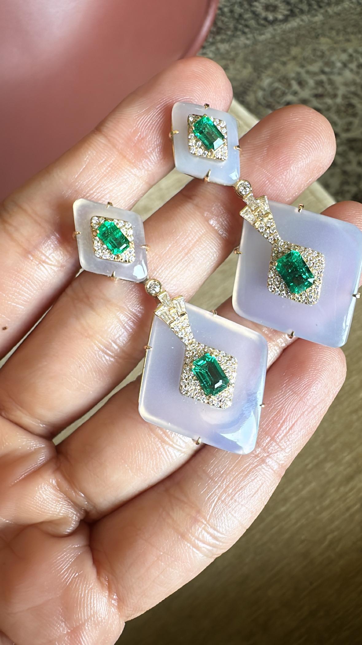 Set in 18K Gold, Art Deco style, Emerald, Rock Crystal & Diamond Dangle Earrings For Sale 2
