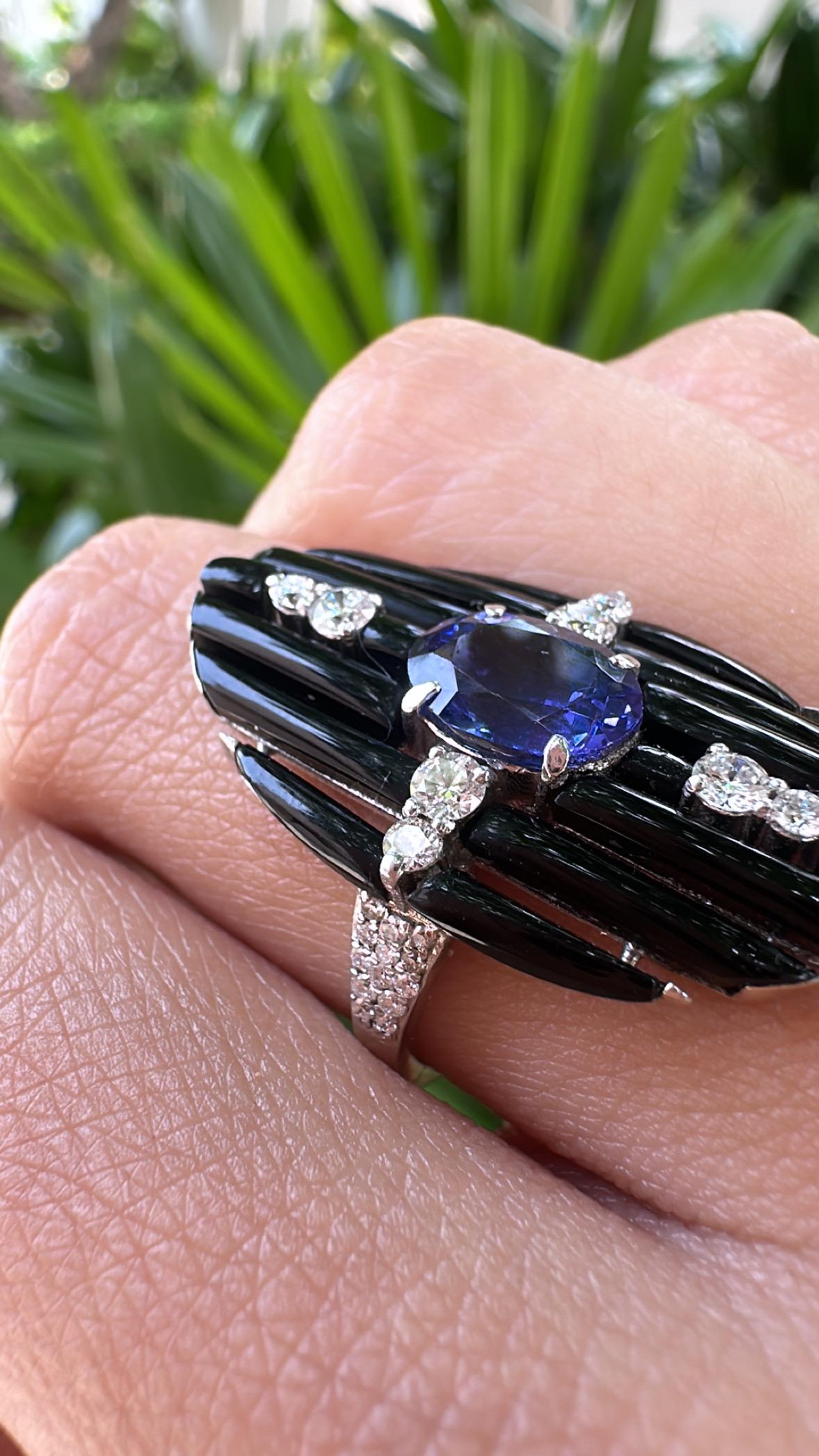 Bague cocktail en or 18 carats, style Art déco, Tanzanite, Onyx noir et diamants Neuf - En vente à Hong Kong, HK