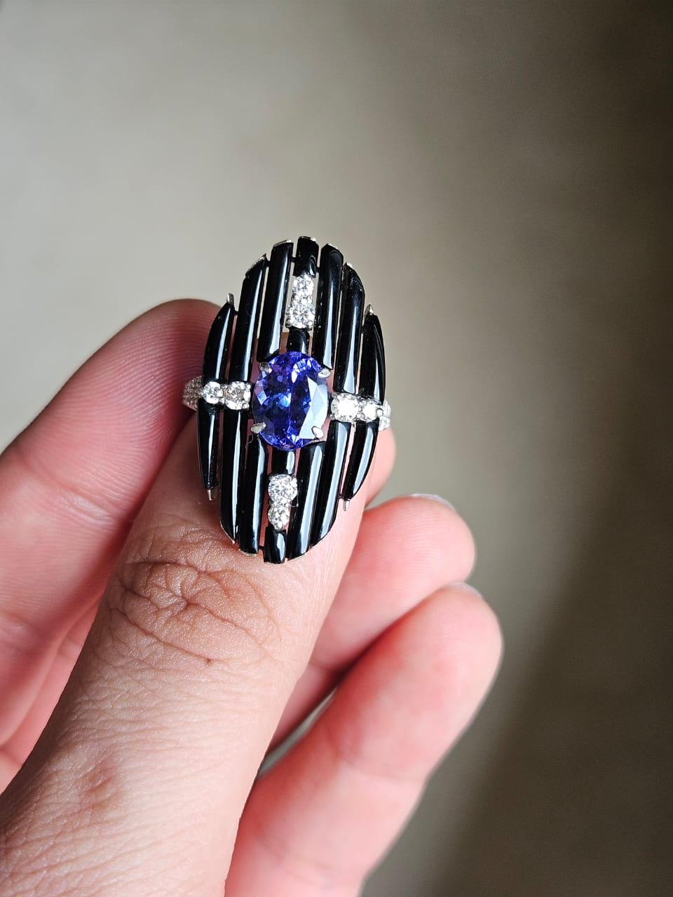 Bague cocktail en or 18 carats, style Art déco, Tanzanite, Onyx noir et diamants en vente 2