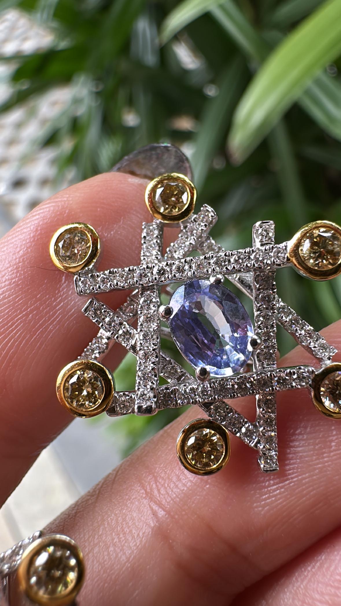 Ohrstecker mit blauem Saphir, grünem Saphir und gelben Diamanten, gefasst in 18K Gold für Damen oder Herren im Angebot