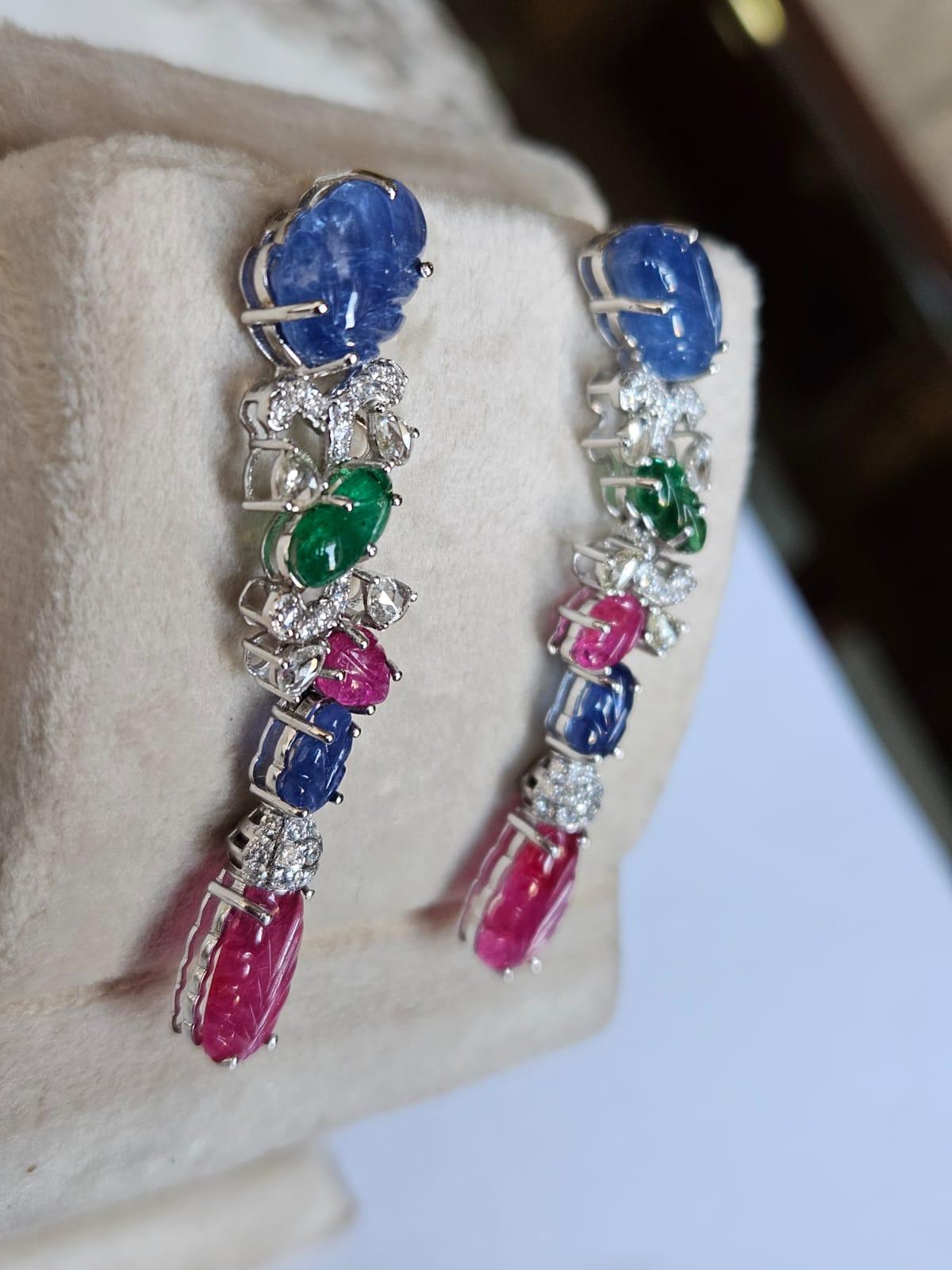 Set in 18K Gold, Blue Sapphires, Emeralds, Rubies & Diamonds Chandelier Earrings In New Condition For Sale In Hong Kong, HK