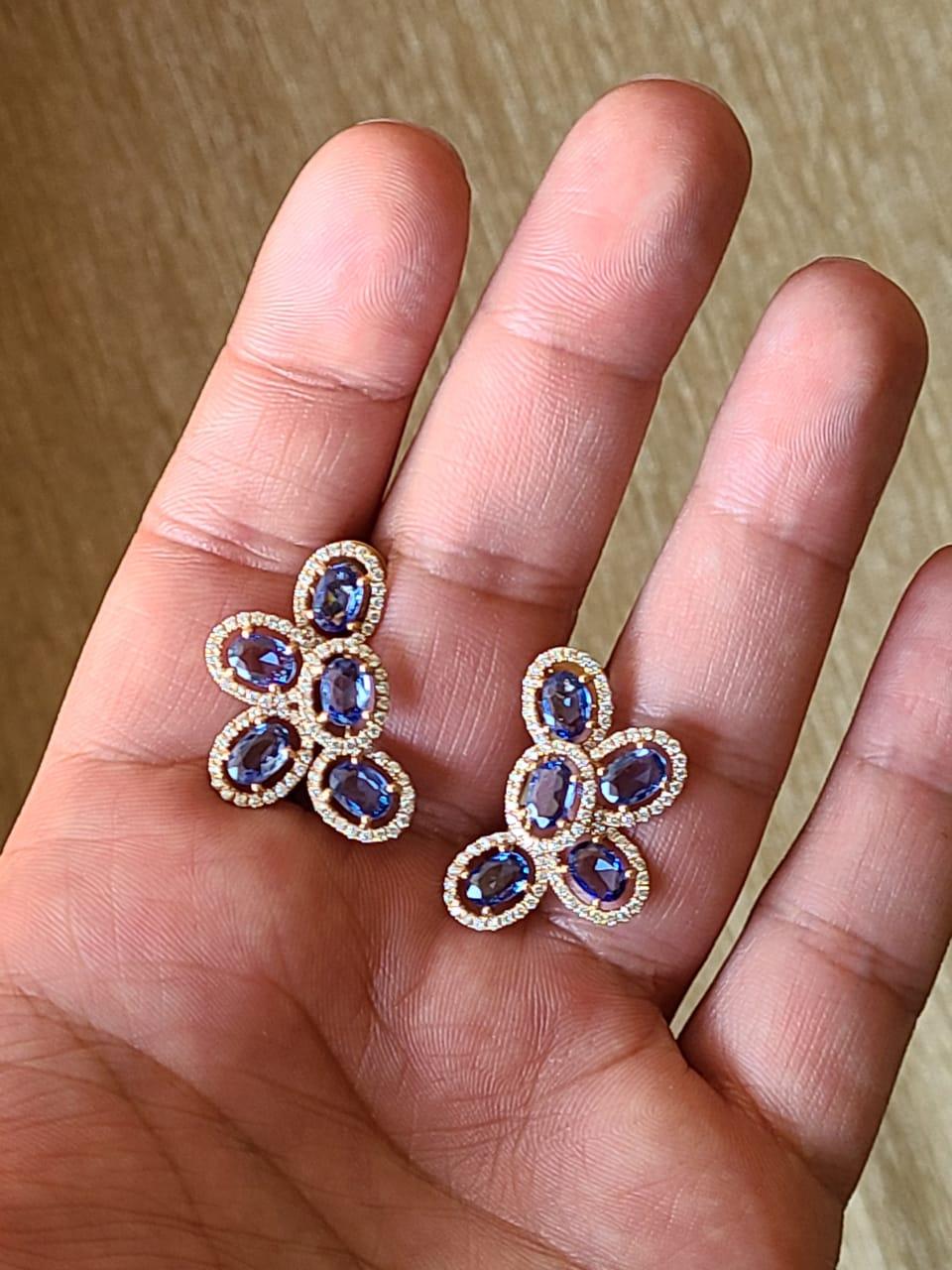 Modern Set in 18K Gold, Carats Blue Sapphire Ovals & Diamonds Stud Earrings