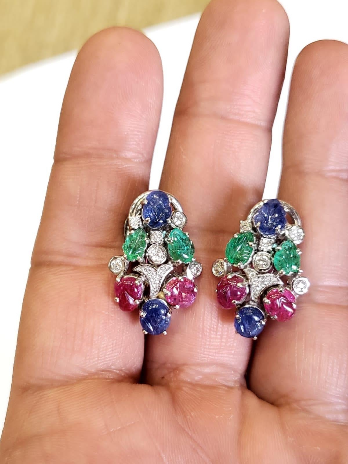 Women's or Men's Set in 18k Gold, Carved Blue Sapphire, Emerald & Ruby Tutti-Frutti Stud Earrings