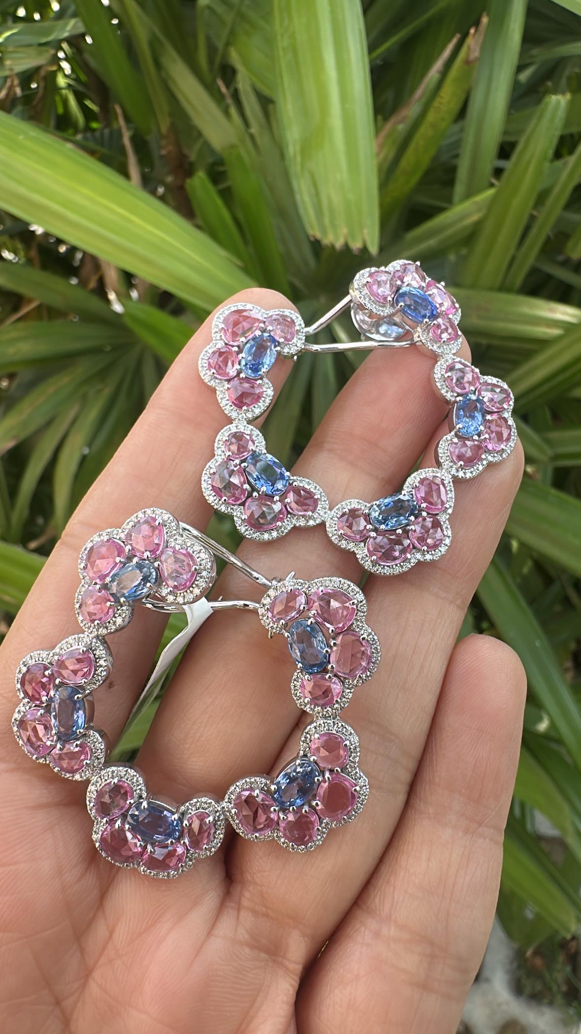 Orecchini chandelier in oro 18 carati, zaffiri blu e rosa di Ceylon e diamanti in vendita 1