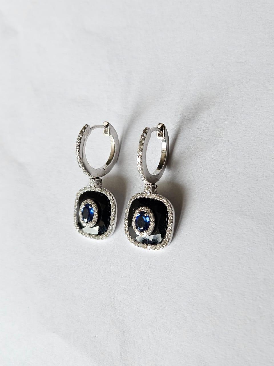 da uomo o donna Orecchini pendenti in oro 18K, zaffiri blu di Ceylon, onice nero e diamanti in vendita