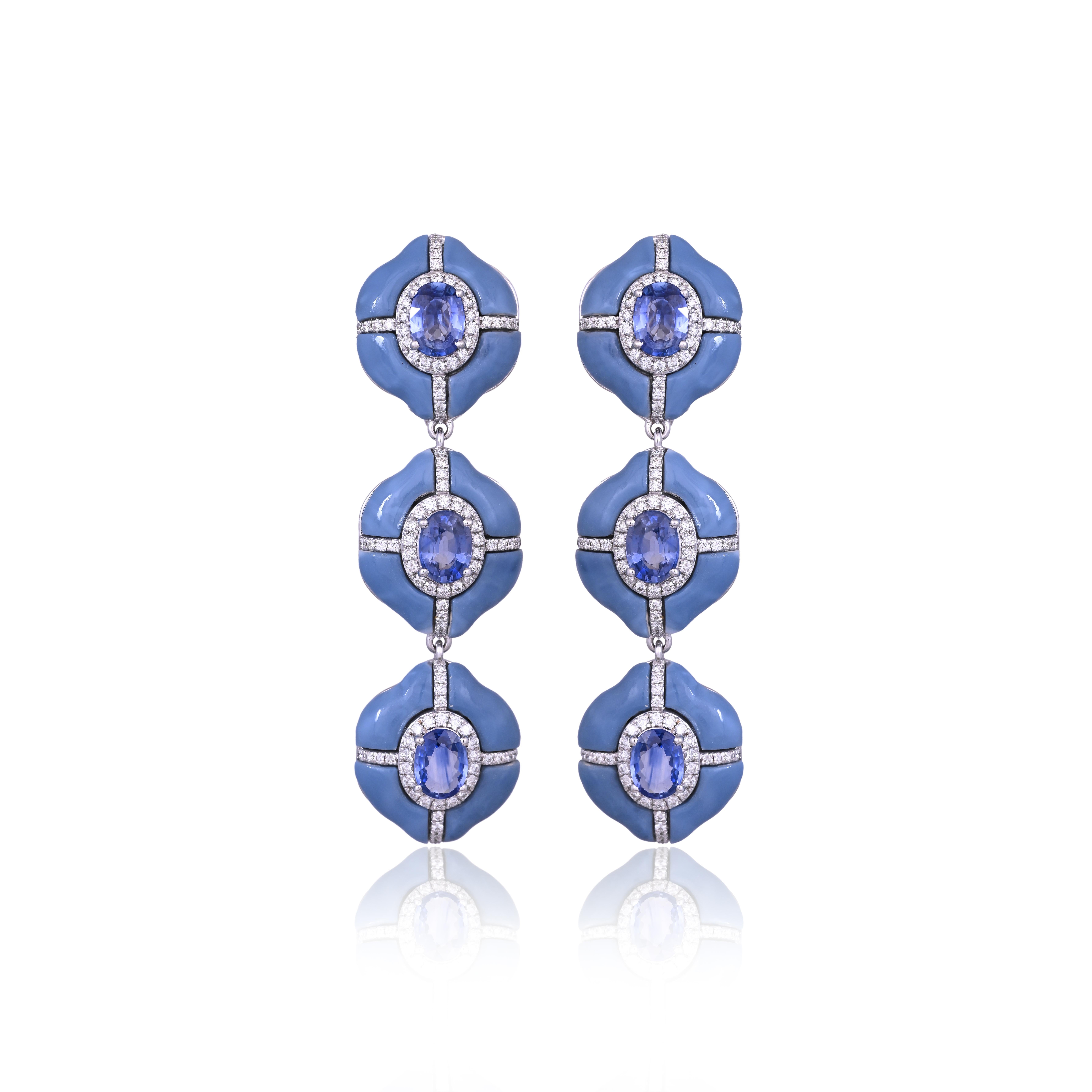 Chandelier-Ohrring aus 18 Karat Gold, blauen Ceylon-Saphiren, blauen Opalen und Diamanten (Moderne) im Angebot