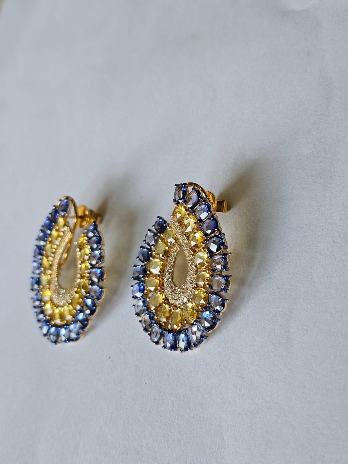 Taglio a rosa Orecchini a cerchio in oro 18 carati, zaffiri blu di Ceylon, zaffiri gialli e diamanti in vendita