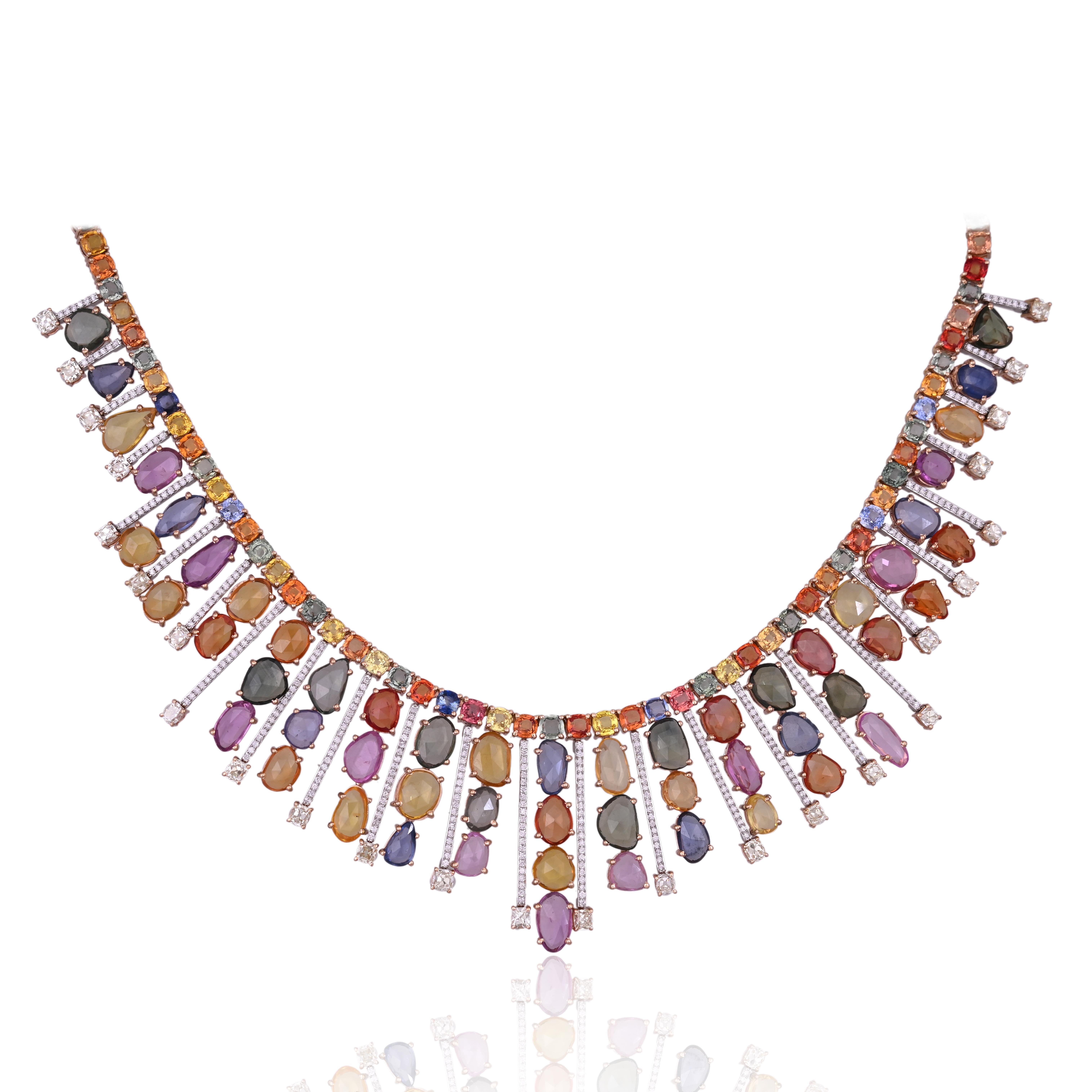 Moderne Collier et boucles d'oreilles en or 18 carats, saphirs multiples de Ceylan et diamants A Link en vente