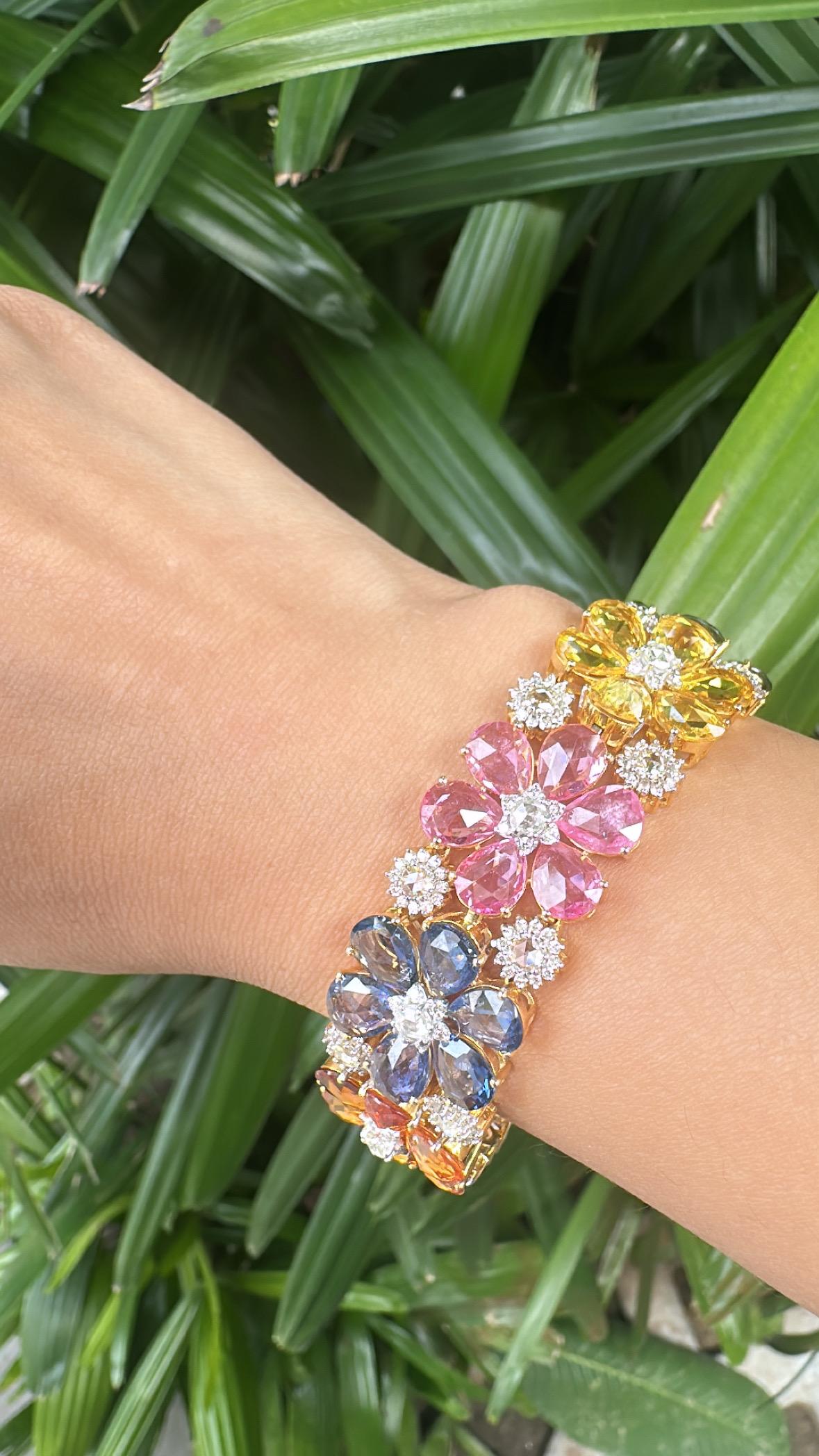 Modernes Armband aus 18 Karat Gold, Ceylon-Multisaphiren und Diamanten im Rosenschliff im Angebot 4