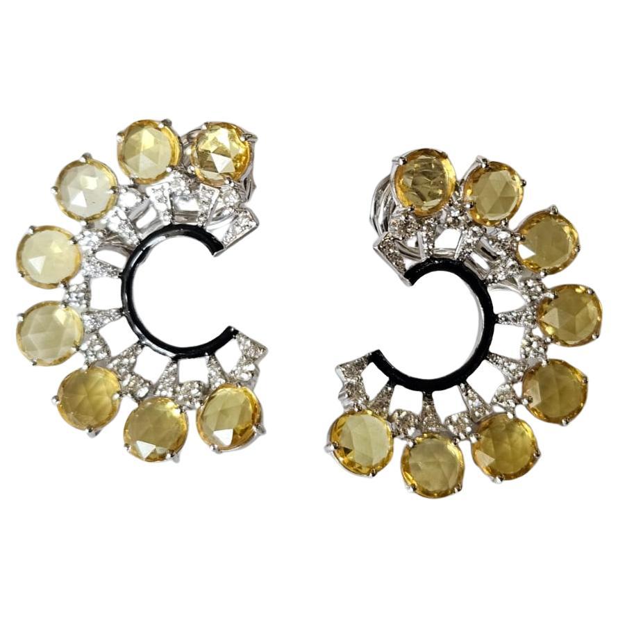 Orecchini a cerchio in oro 18 carati, zaffiri gialli di Ceylon, smalto nero e diamanti