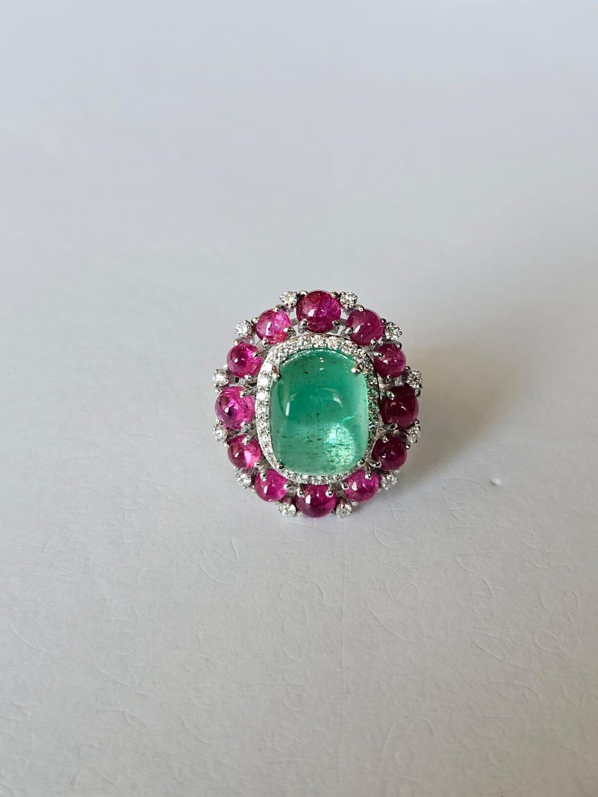 Women's or Men's Set in 18K Gold, Colombian Emerald, Ruby Cabochon & Diamonds Dome Cocktail Ring For Sale