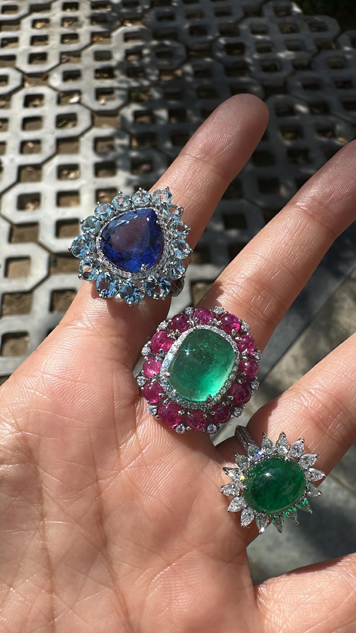 Set in 18K Gold, Colombian Emerald, Ruby Cabochon & Diamonds Dome Cocktail Ring For Sale 1