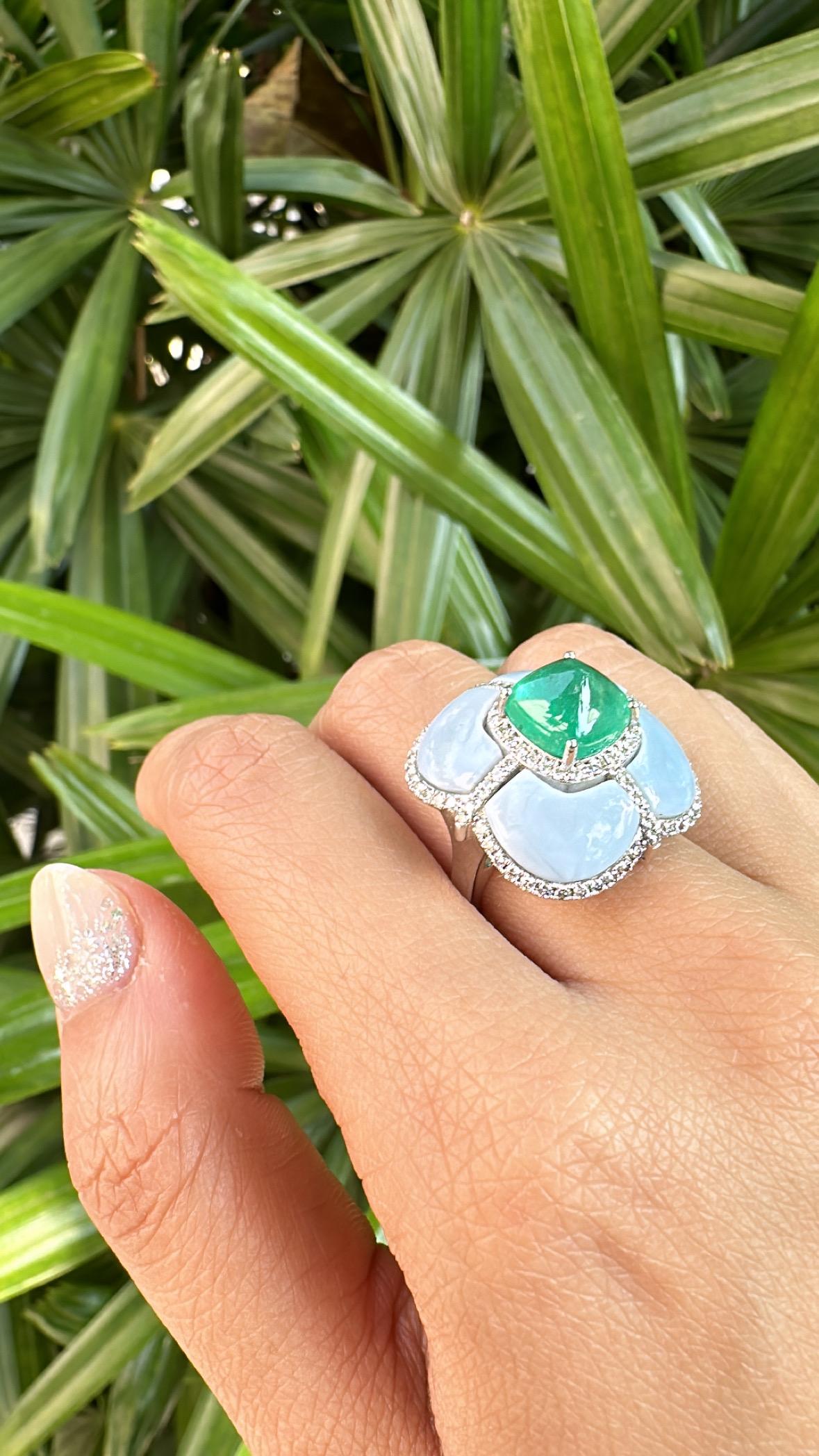 Set in 18K Gold, Colombian Emerald Sugarloaf, Blue Opals & Diamonds Dome Ring 4