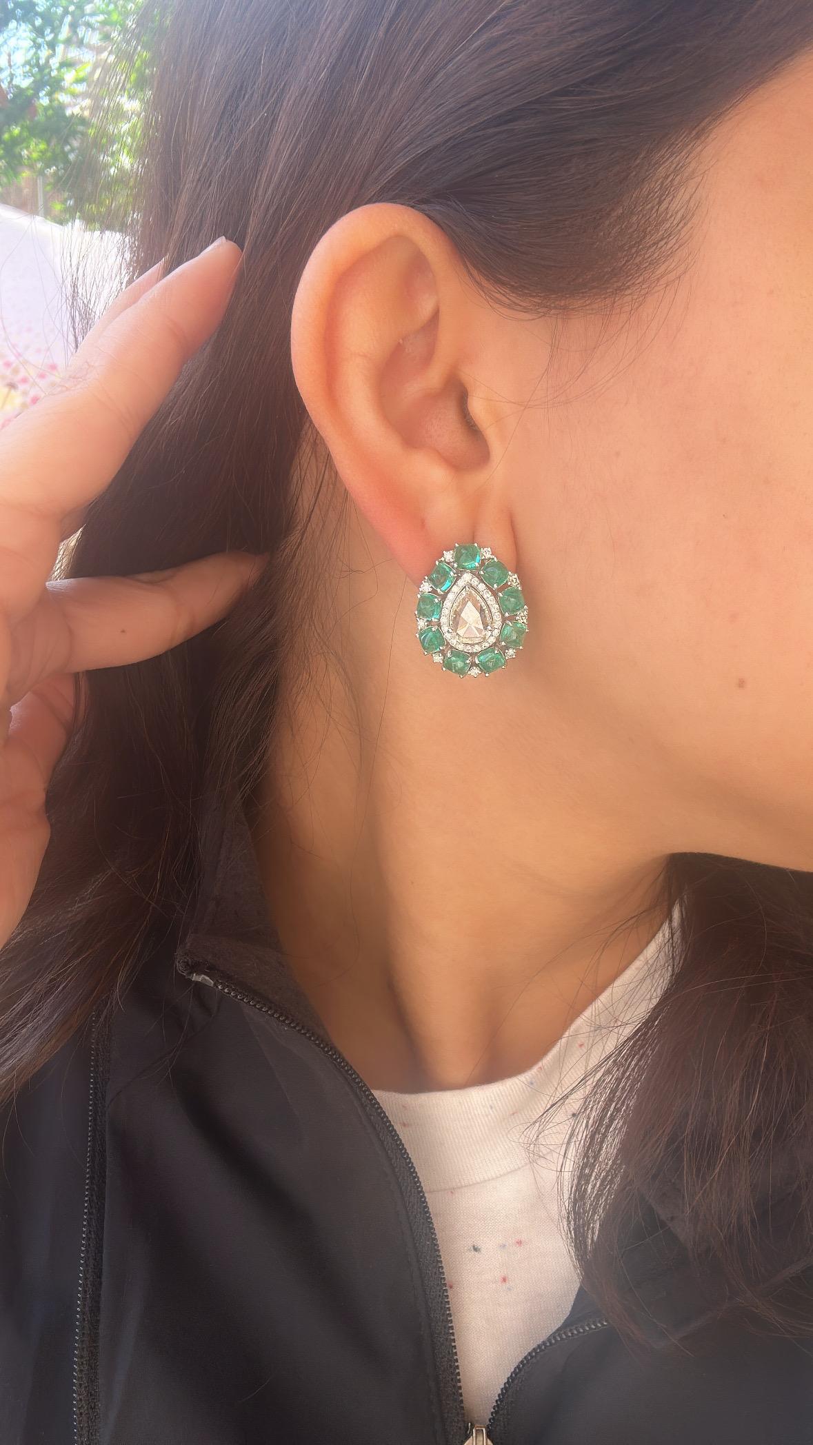 Set in 18K Gold, Colombian Emerald Sugarloafs & Rose Cut Diamonds Stud Earrings For Sale 3
