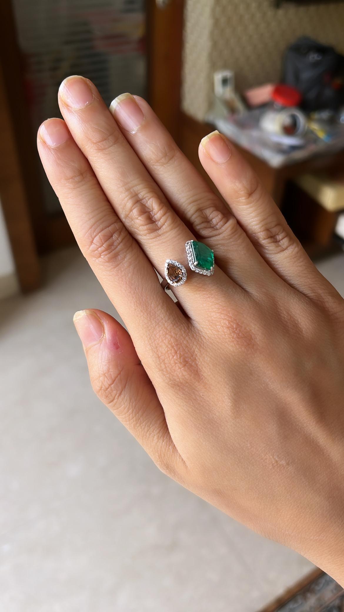 Set in 18K Gold, Emerald & Brown Diamond Cocktail/ Engagement Ring In New Condition In Hong Kong, HK