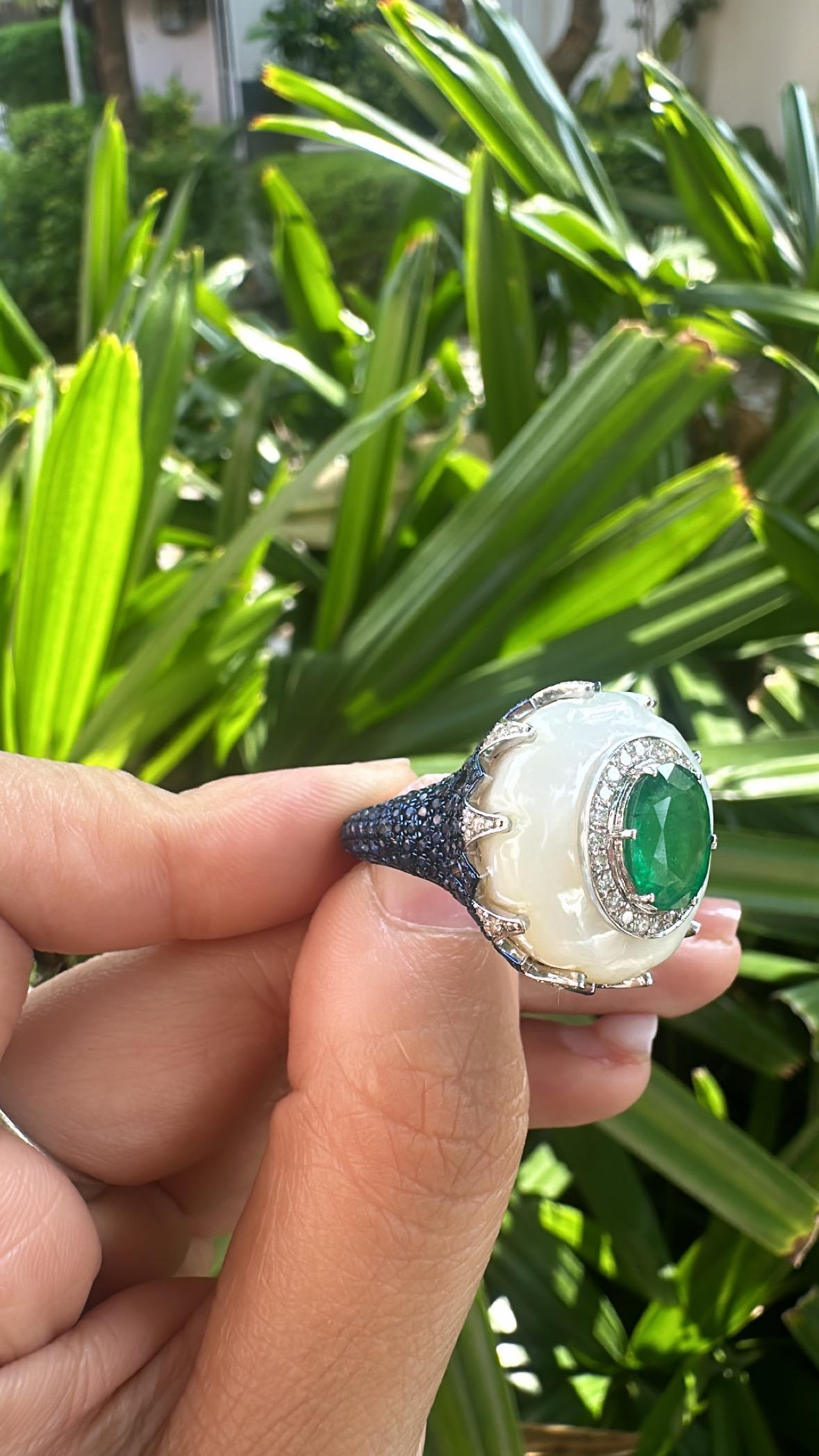 Set in 18K Gold, Emerald, Mother of Pearl, Blue Sapphire & Diamond Cocktail Ring For Sale 3