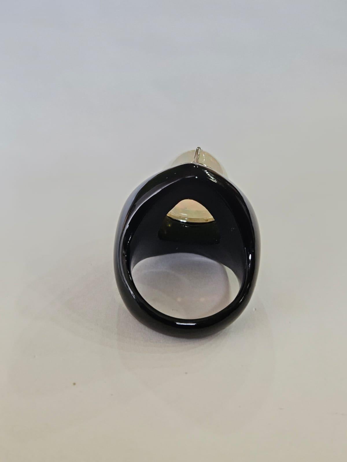 Set in 18K Gold, Äthiopischer Opal, Schwarzer Onyx & Diamanten Art Deco Kuppel  Ring (Art déco) im Angebot
