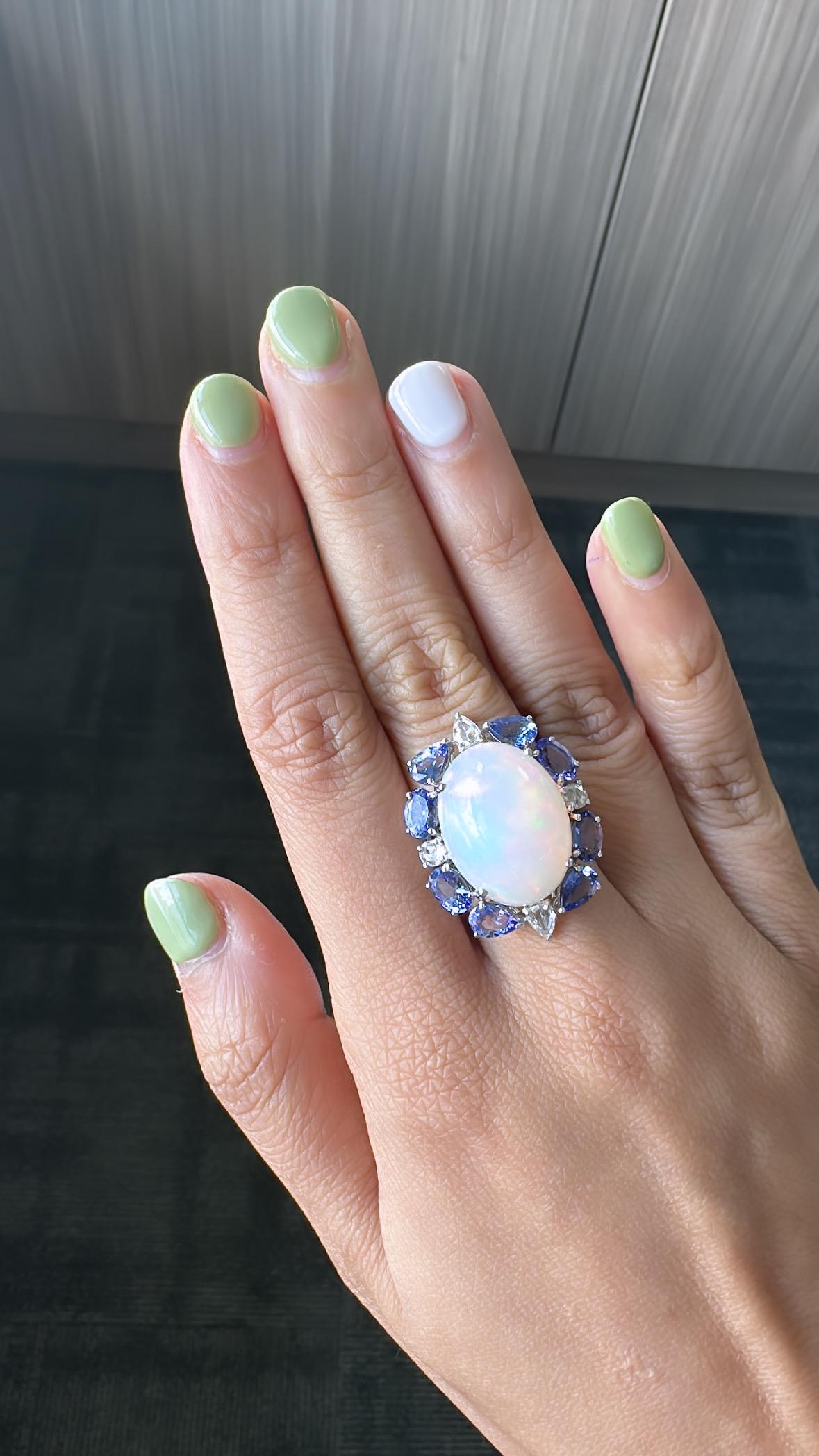 Set in 18K Gold, Ethiopian Opal, Tanzanite & Rose Cut Diamonds Cocktail Ring In New Condition For Sale In Hong Kong, HK