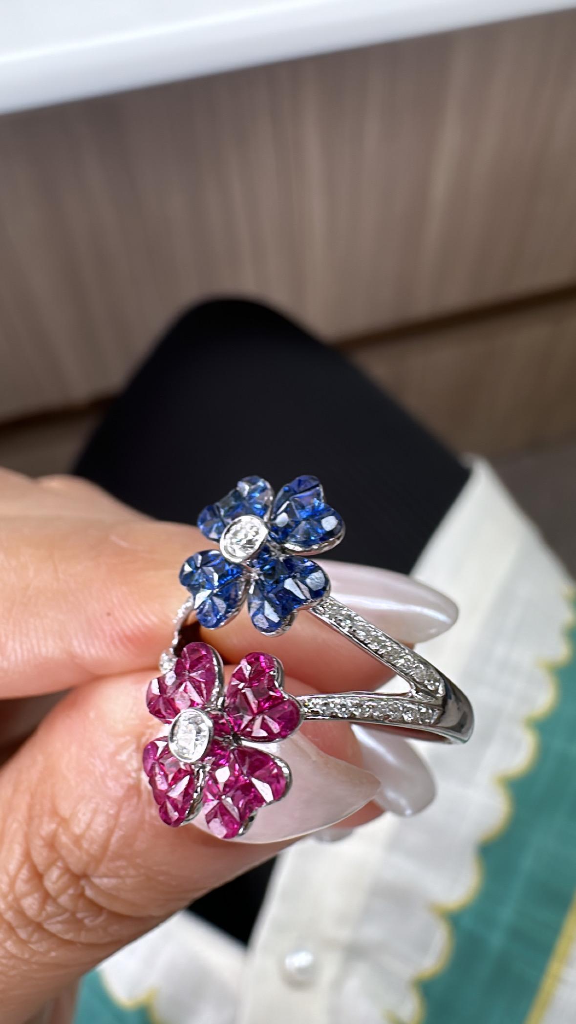 Women's or Men's Set in 18K Gold, invisible set Blue Sapphires, Rubies & Diamonds Cluster Ring For Sale