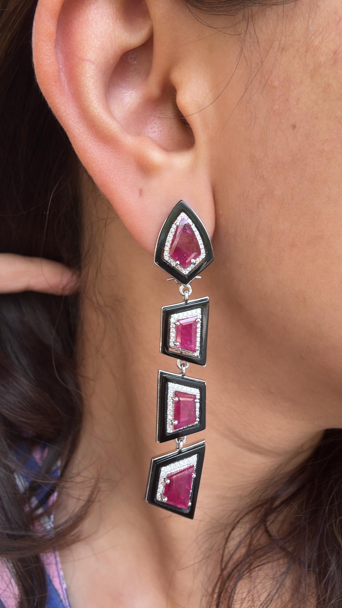 Set in 18K Gold, Mozambique Rubies, Black Onyx & Diamonds Chandelier Earrings For Sale 4