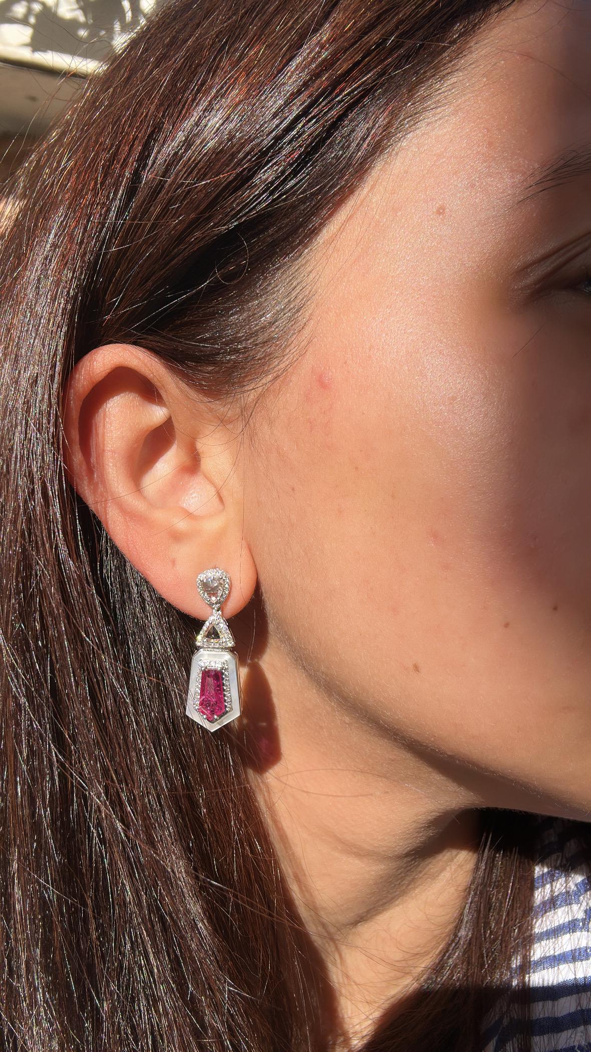 Set in 18K Gold, Mozambique Rubies, Pearls & Rose Cut Diamonds Dangle Earrings For Sale 5