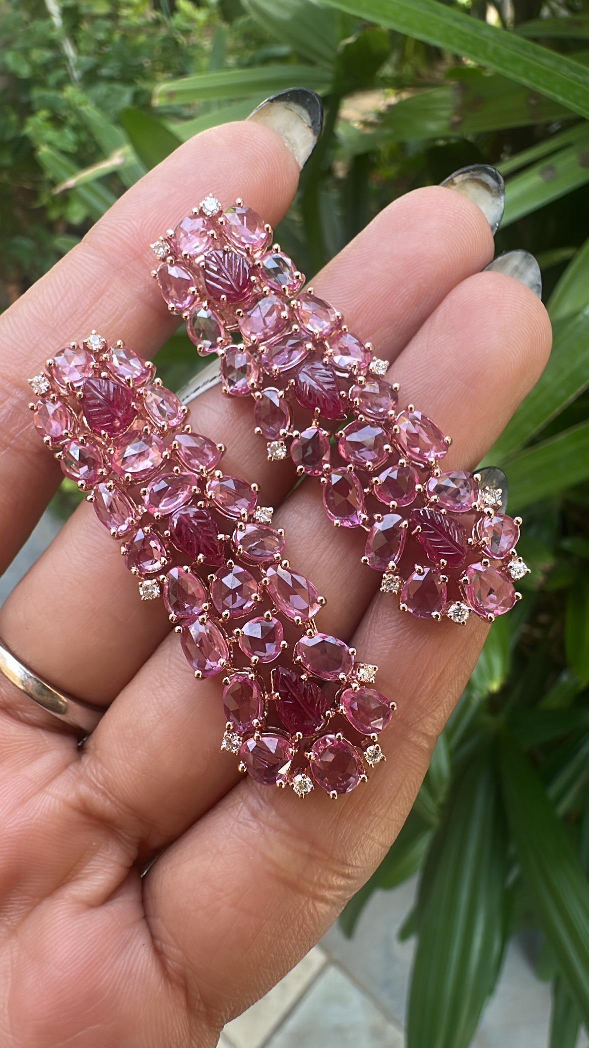 Femenino o masculino Pendiente de araña engastado en oro de 18 quilates, rubí de Mozambique, zafiros rosas y diamantes en venta