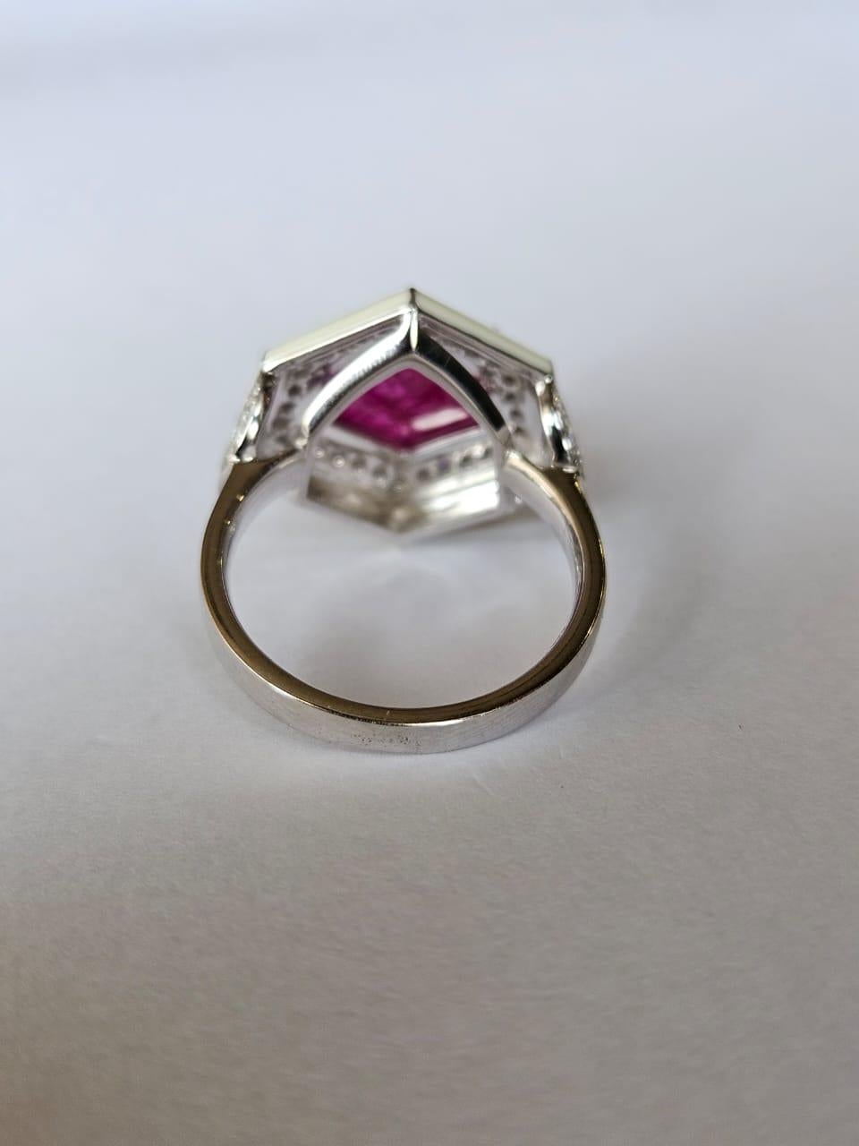 Women's or Men's Set in 18K Gold, Mozambique Ruby, White Enamel & Diamonds Cocktail Ring