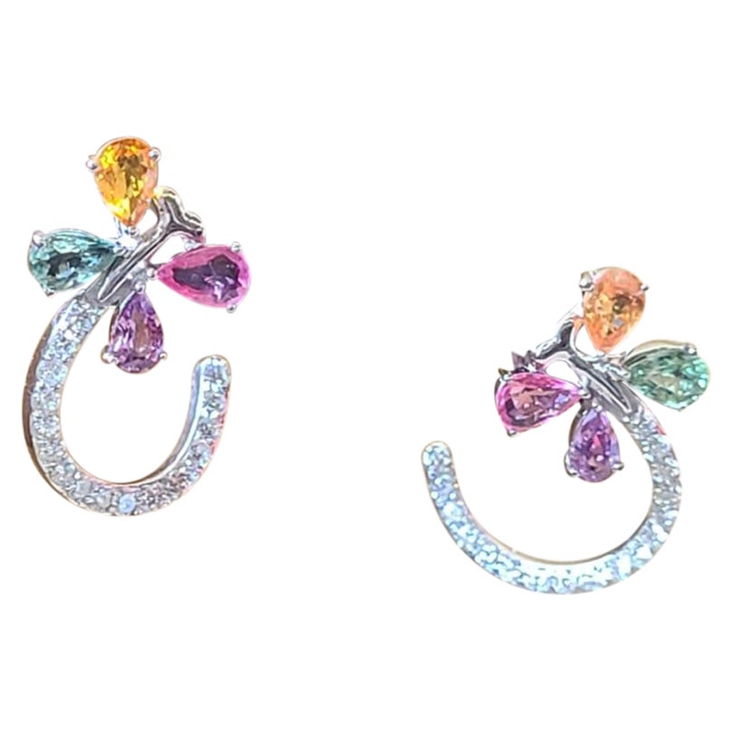 Ohrstecker aus 18 Karat Gold, Multi-Saphir 
Diamanten