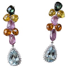 Pendientes araña de oro de 18 quilates, zafiros múltiples, aguamarina y diamantes