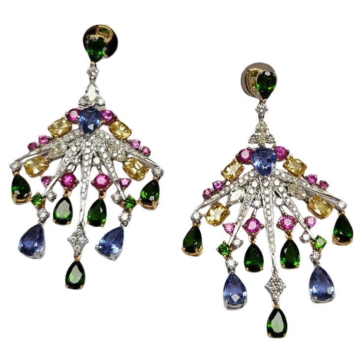Kronleuchter-Ohrringe aus 18 Karat Gold, mehreren Saphiren, Chrom-Diopsiden und Diamanten