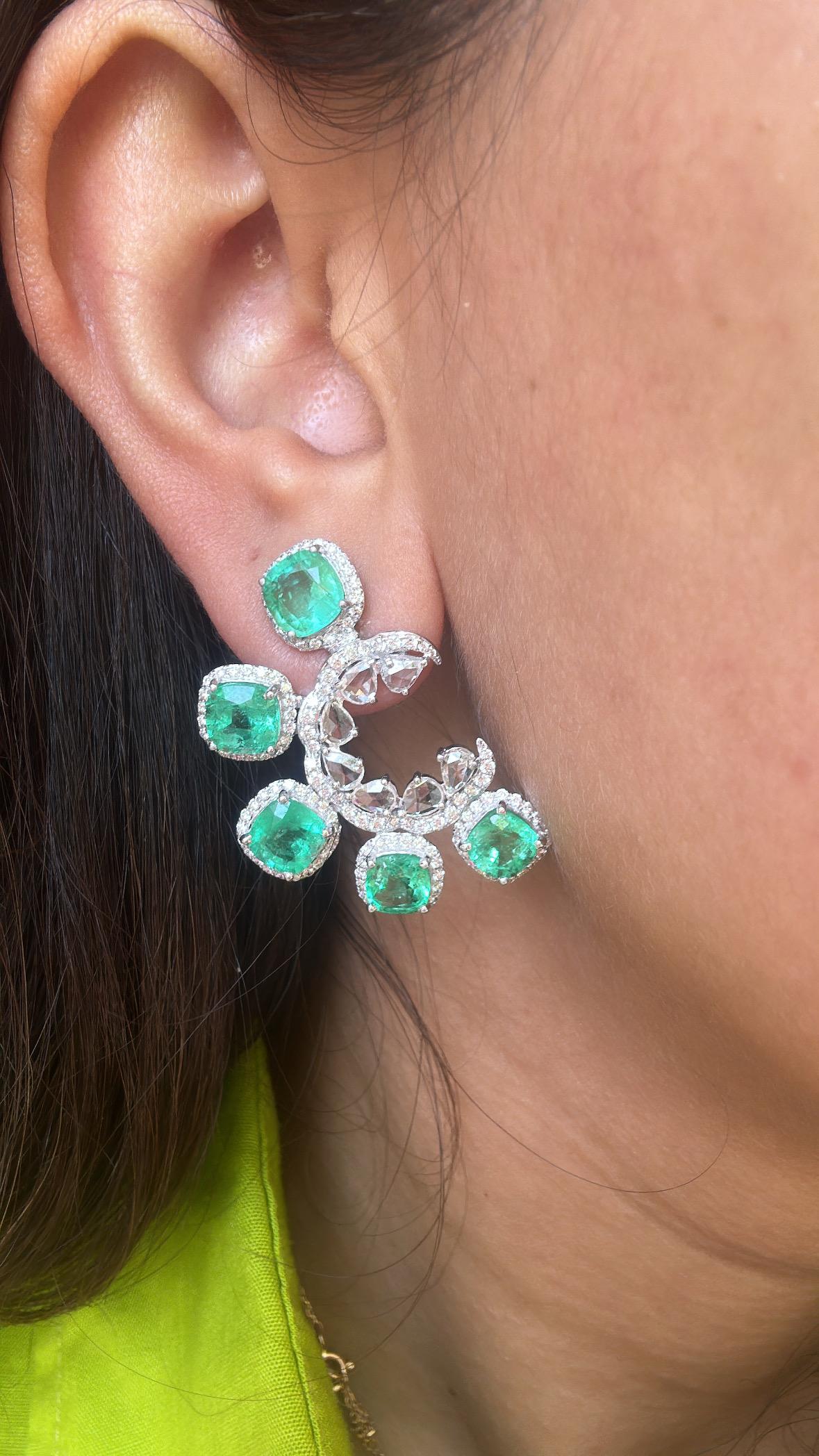 Set in 18K Gold, natural Colombian Emeralds & Rose Cut Diamonds Stud Earrings 1