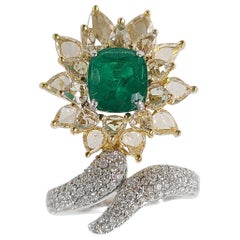 18 Karat Gold Natural Emerald and Diamond Rose Cut Ring