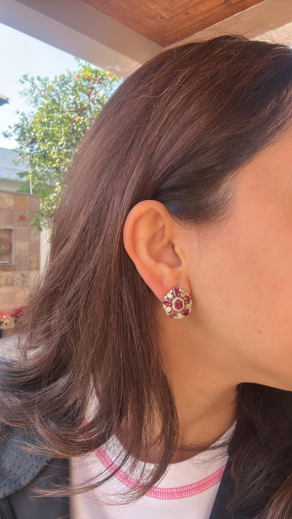 Set in 18K Gold, natural Mozambique Rubies & Yellow Diamonds Stud Earrings For Sale 8