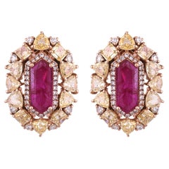 Pendientes de oro de 18 quilates, rubíes naturales de Mozambique y diamantes amarillos
