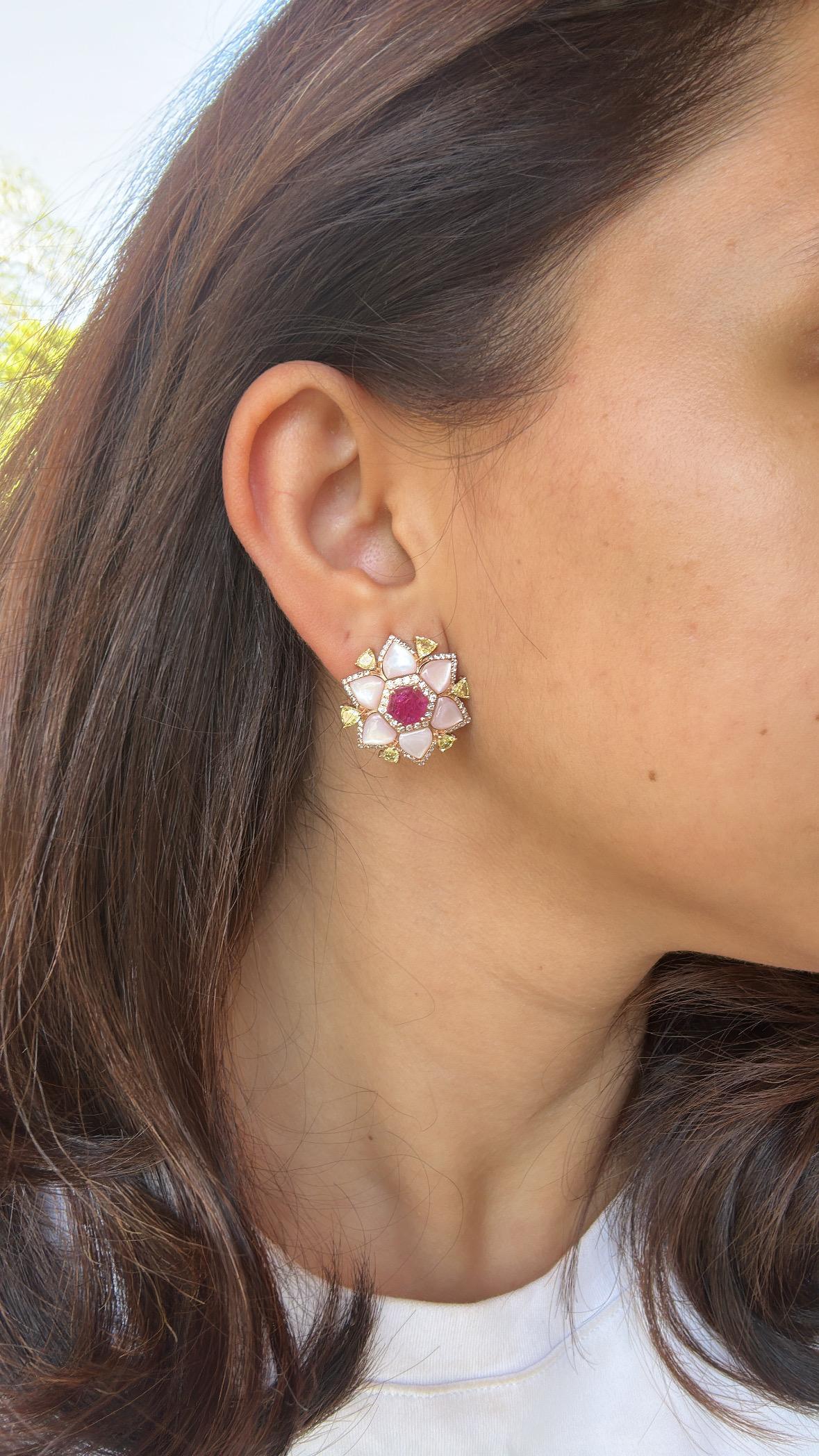 Set in 18K Gold, natural Mozambique Ruby, Mother of Pearl & Diamond Stud Earring For Sale 1