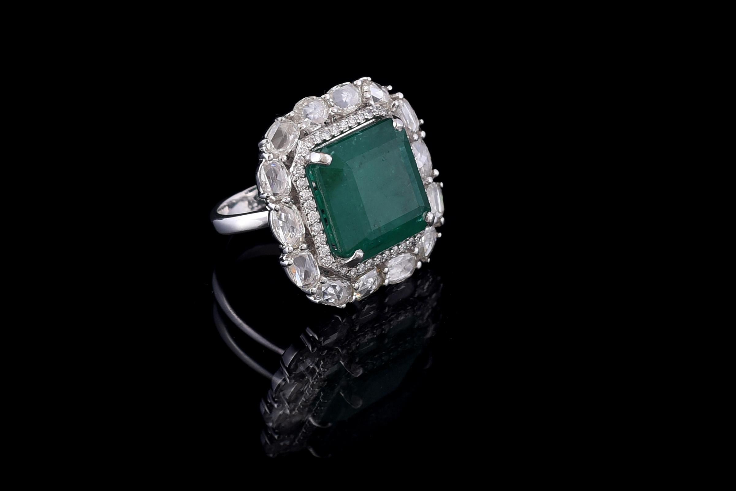 Neoclassical Set in 18 Karat Gold Natural Zambian Emerald and Rose Cut Diamonds Cocktail Ring