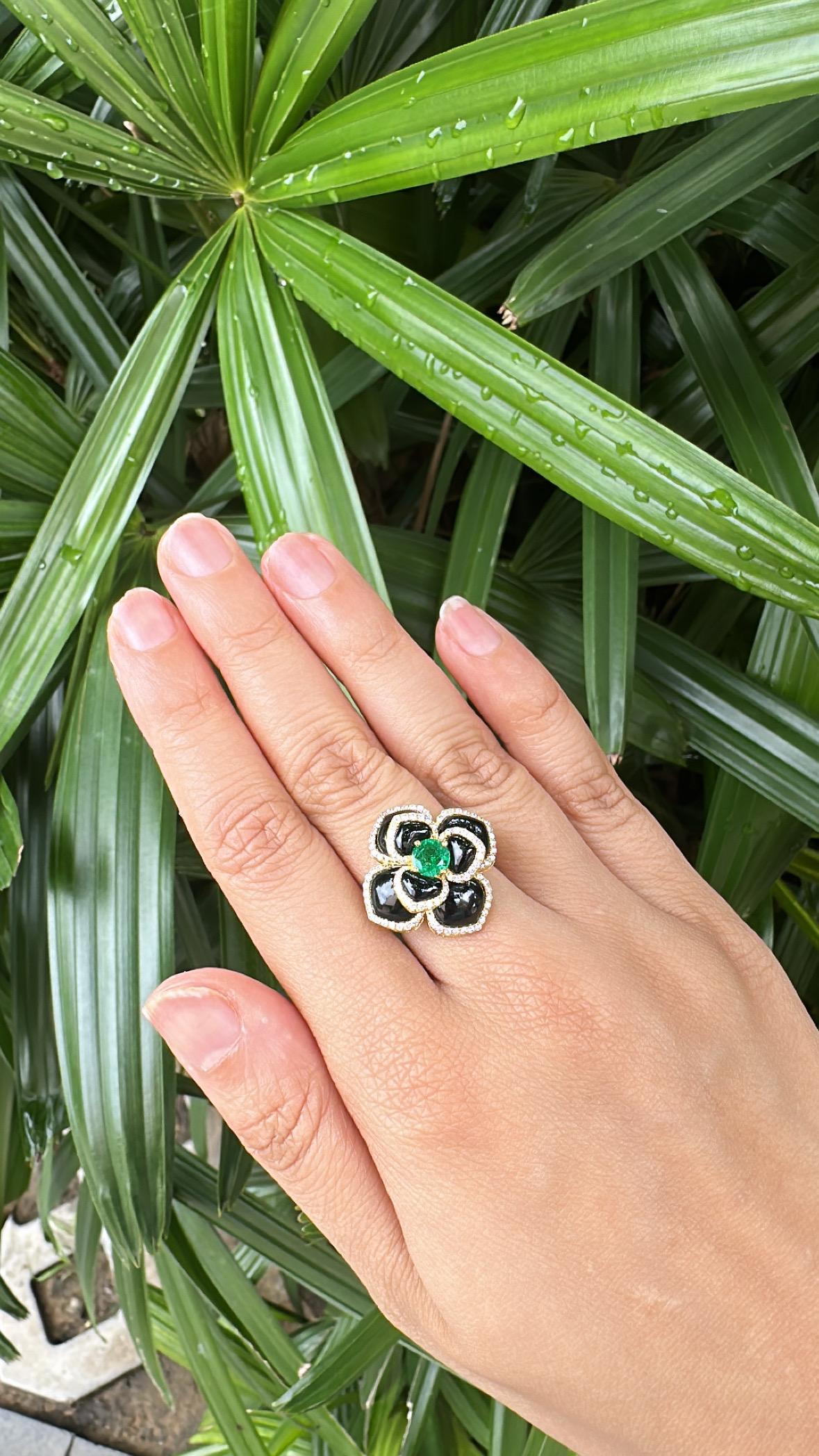 Verlobungsring mit natürlichem sambischem Smaragd, schwarzem Onyx und Diamanten, gefasst in 18 Karat Gold im Angebot 4