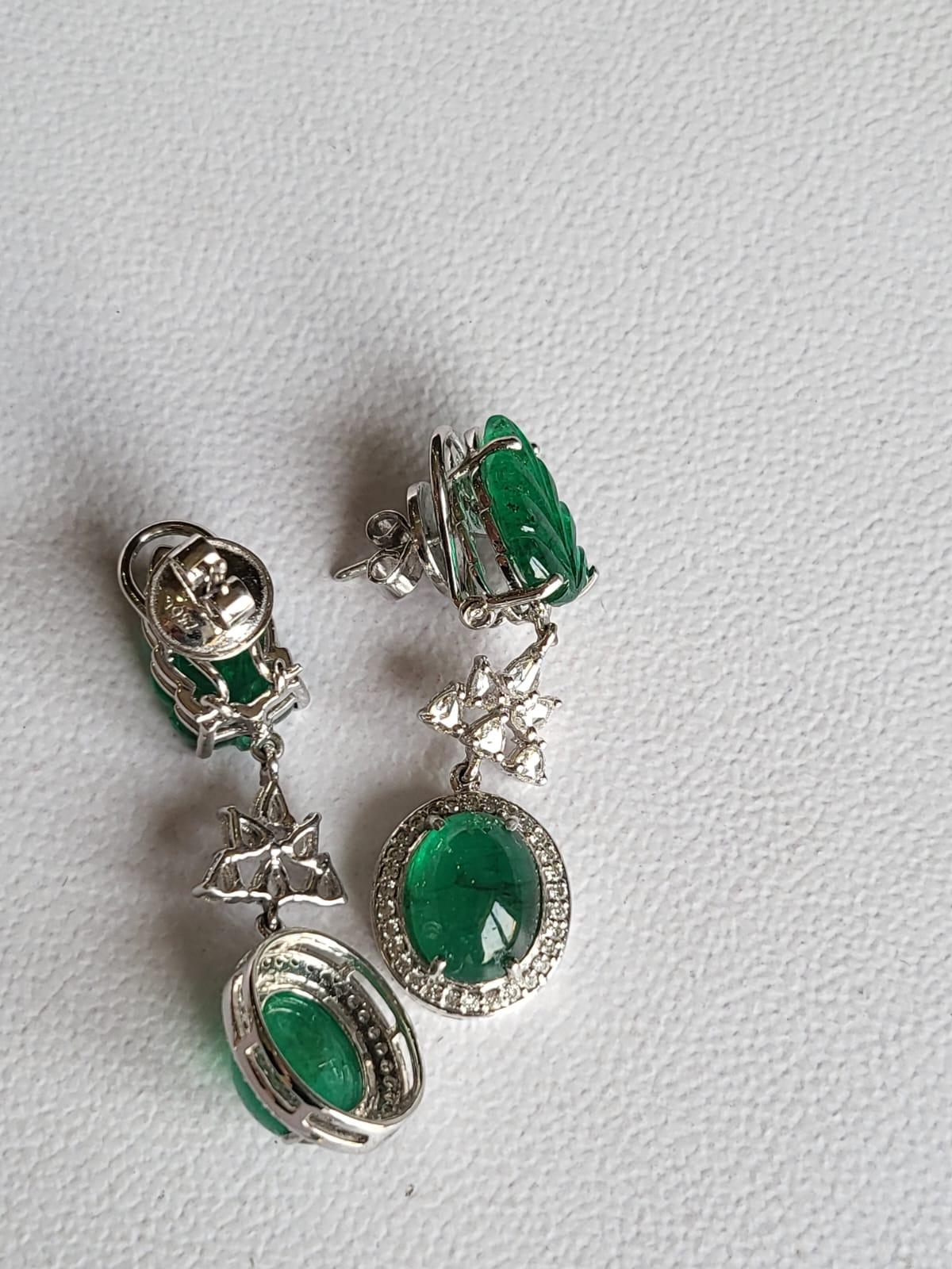 Set in 18K Gold, Natural Zambian Emerald Cabochons & Diamonds Dangle Earrings In New Condition In Hong Kong, HK