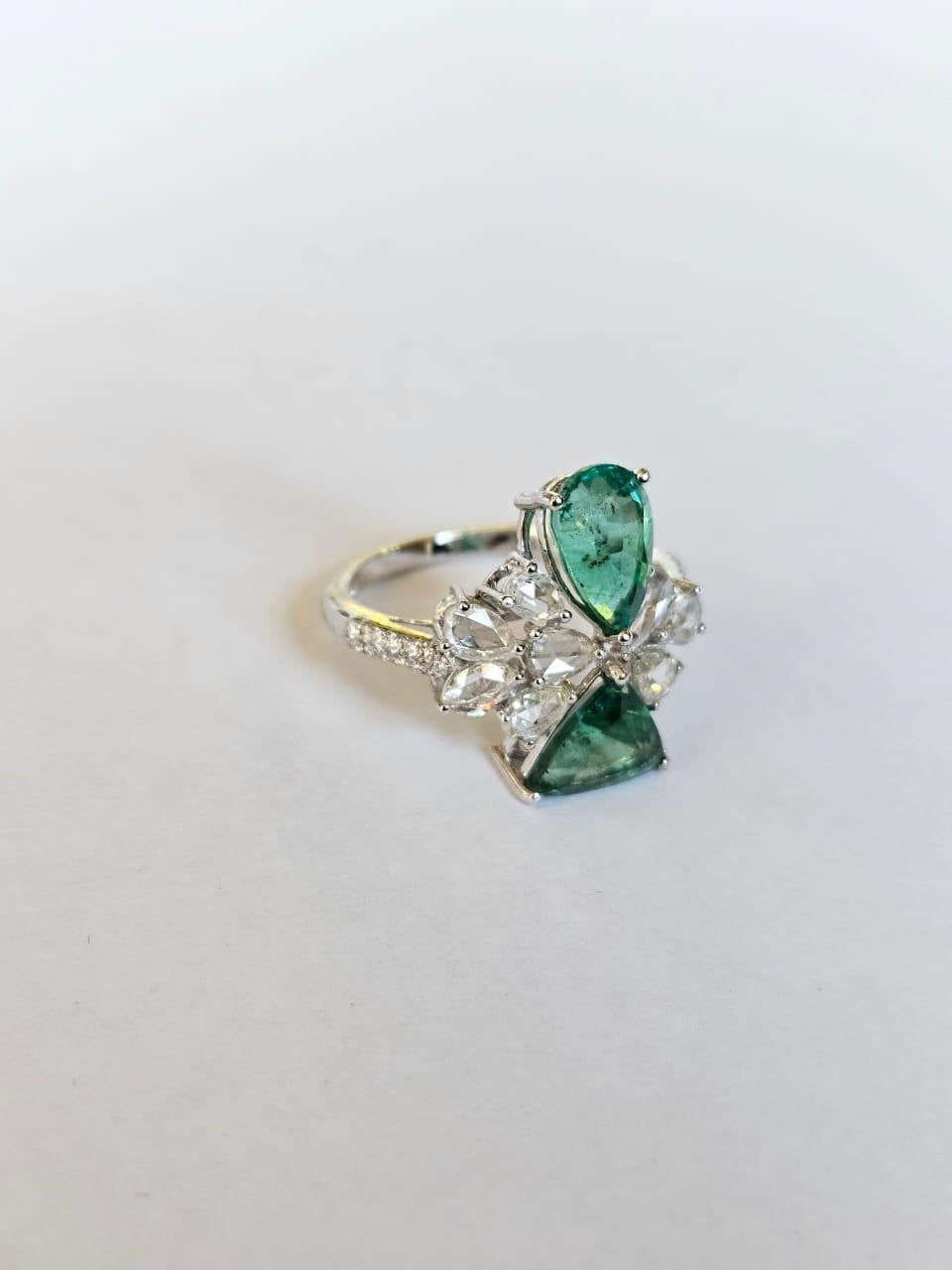 Set in 18K Gold, natural Zambian Emerald & Rose Cut Diamonds Engagement Ring For Sale 7