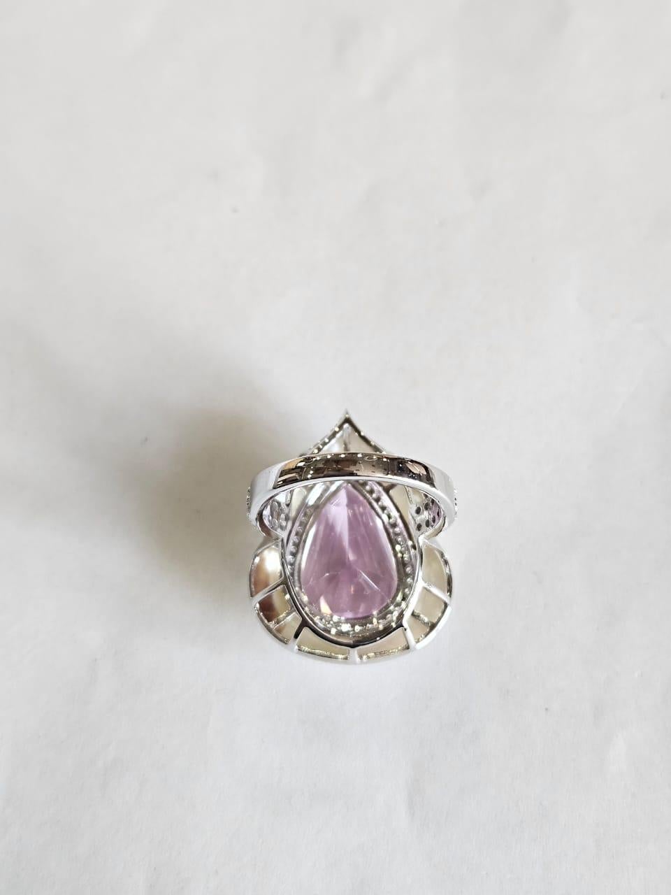 Modern Set in 18K Gold, Pink Kunzite, Mother of Pearl & Diamonds Engagement Ring For Sale
