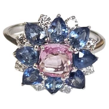 Set in 18K Gold, Pink Sapphire, Blue Sapphires 
Diamonds Engagement Ring im Angebot
