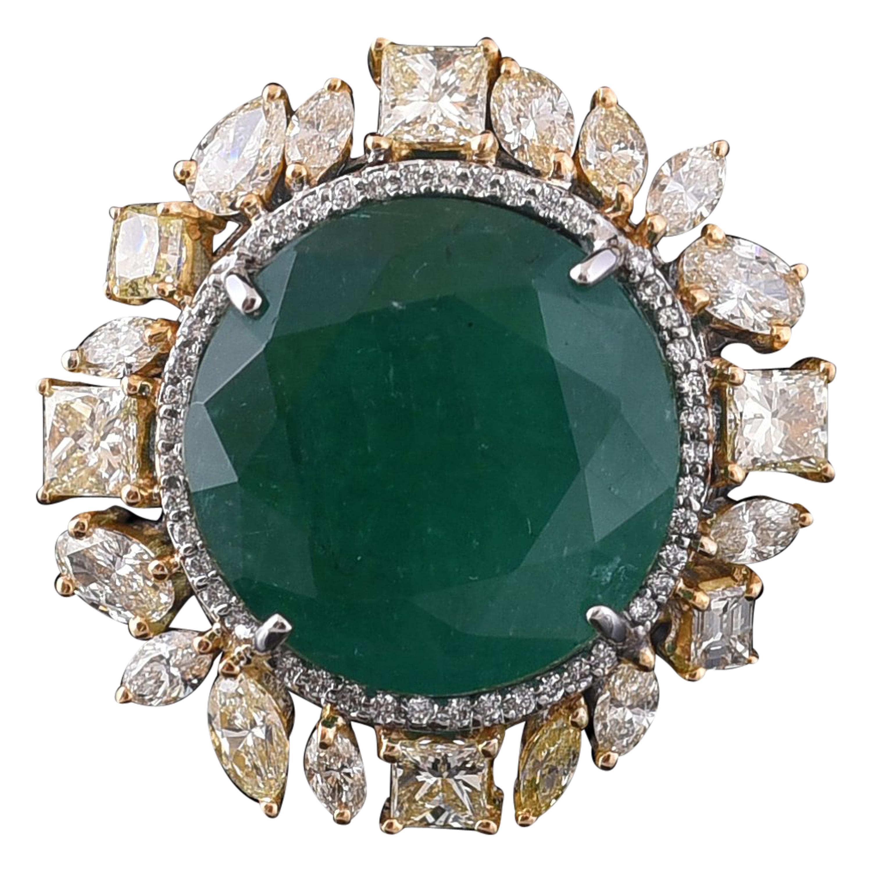  18k Gold Round Zambian Emerald and Fancy Yellow Diamonds Cocktail Ring