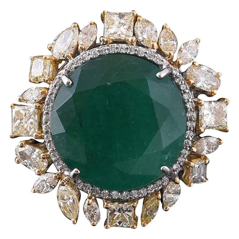 18k Gold Round Zambian Emerald and Fancy Yellow Diamonds Cocktail Ring ...