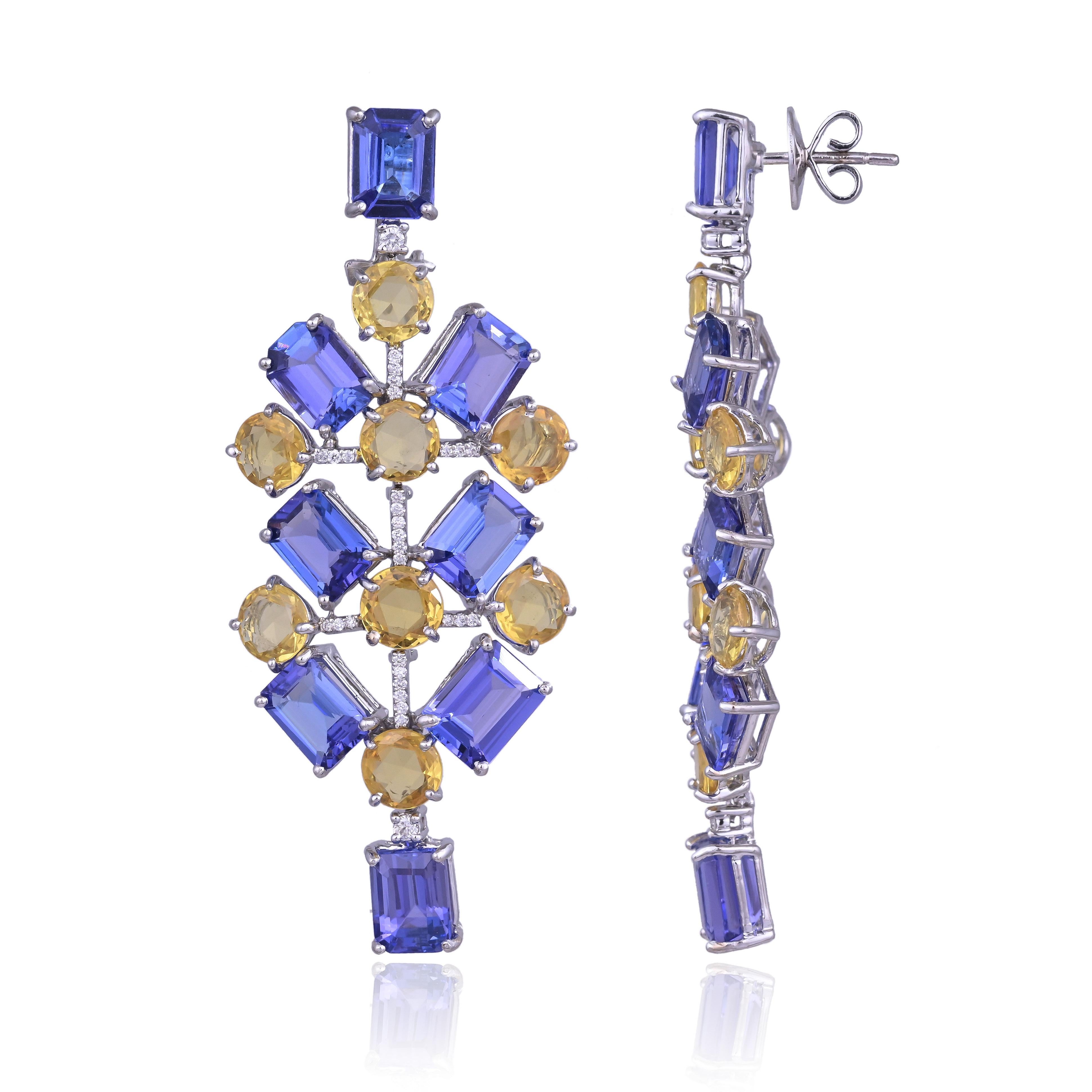 Moderne Boucles d'oreilles chandelier en or 18 carats, Tanzanites, saphirs jaunes et diamants en vente