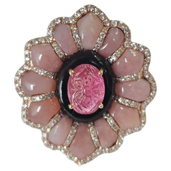 Anello da cocktail con tormalina, onice nera, opali rosa e diamanti incastonati in oro 18 carati in vendita